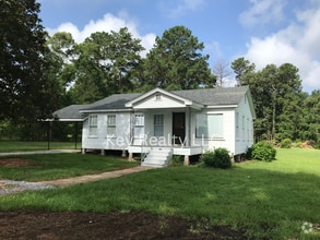 Building Photo - 21046 US-167