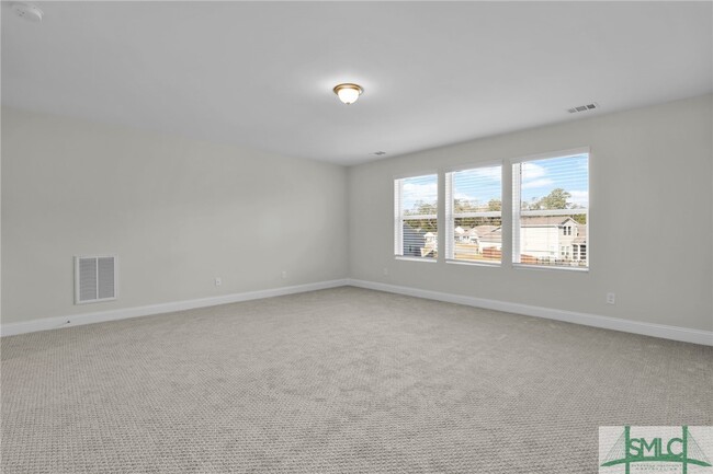 Building Photo - 145 Nettleton Ln