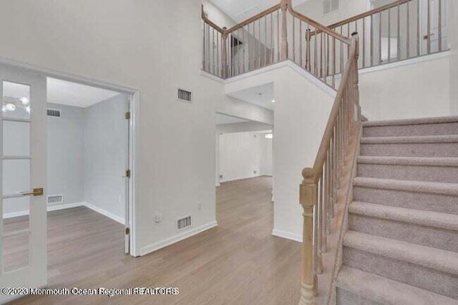 Building Photo - 380 Sapphire Dr