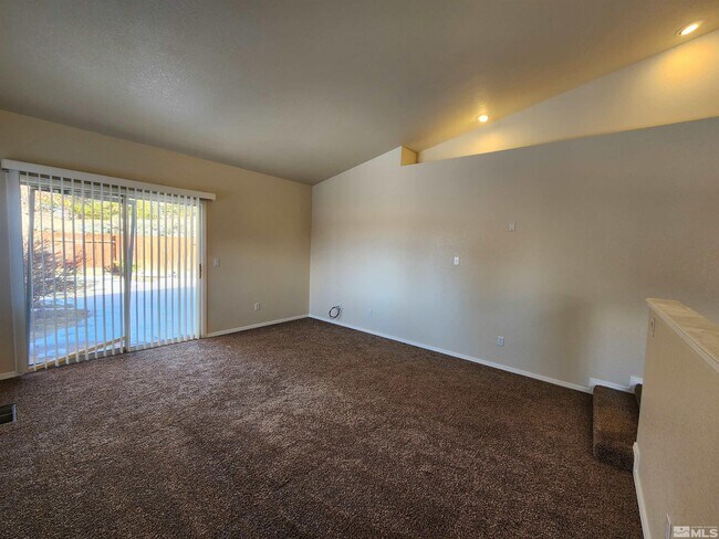 Building Photo - 2194 Canyon Vista Dr