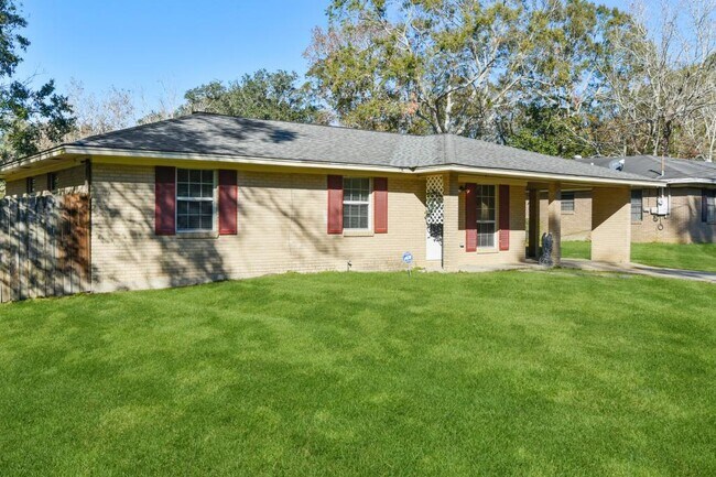 Building Photo - 3731 Devonshire Dr