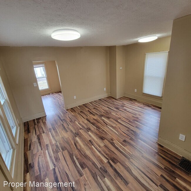 Building Photo - 2 br, 1 bath House - 525 Smith St