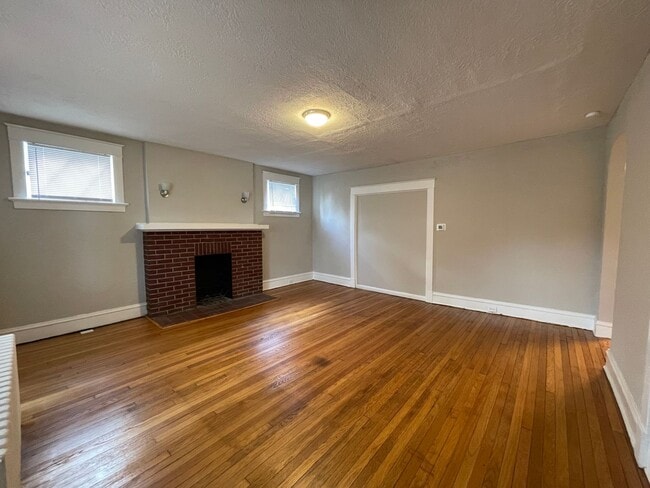 Building Photo - 4822 Chamberlayne Ave