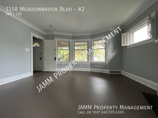 Building Photo - 3-bedroom Beautiful Upper Duplex Unit in C...