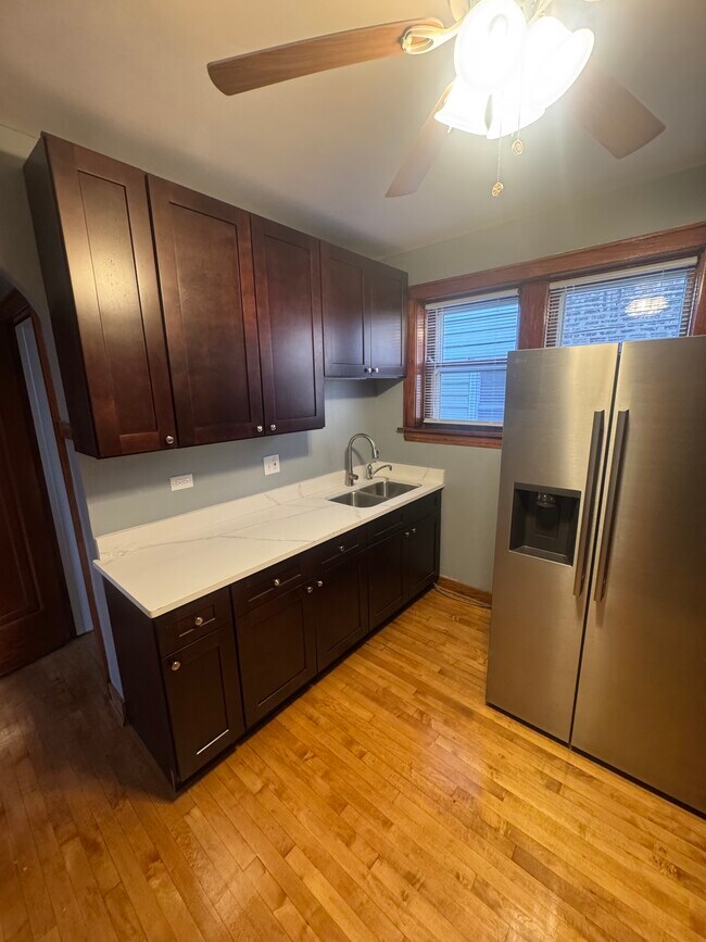 Foto del edificio - 2126 Kenilworth Ave