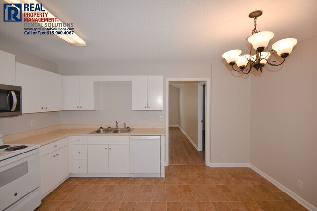 Foto del edificio - Adorable 3BD 2BA in north Murfreesboro w/ ...