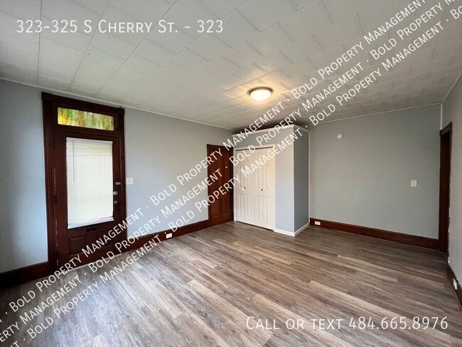 Building Photo - 323-325 S Cherry St.-323