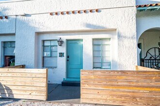 Building Photo - 1700 Park St N