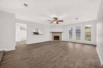 Building Photo - 7407 Cortes Dr