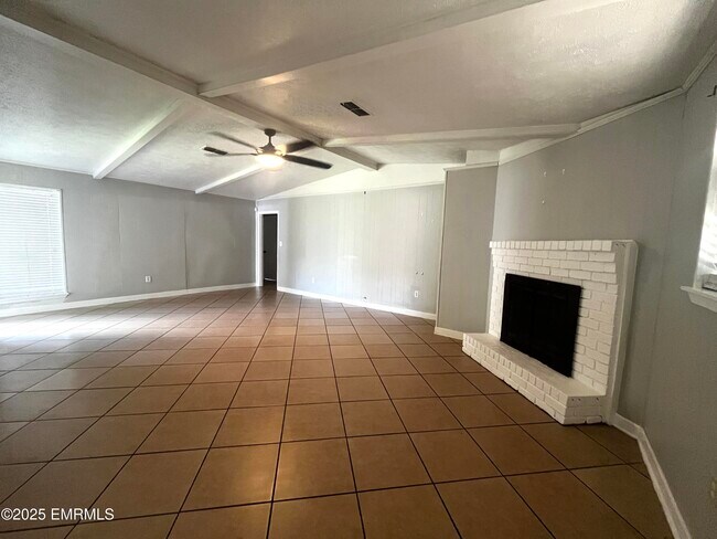 Foto del edificio - 5808 40th Ct