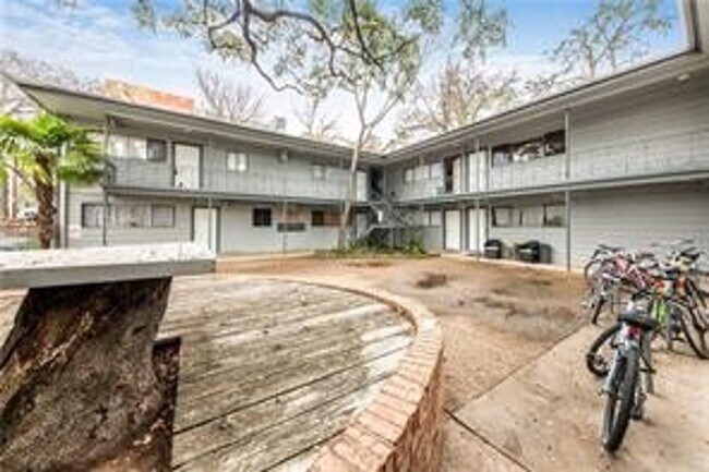 Foto del edificio - K2203 - San Pedro Oaks # 103