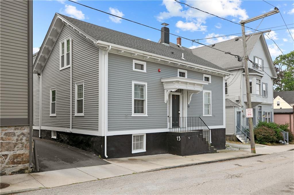 Primary Photo - 13 Sherman St