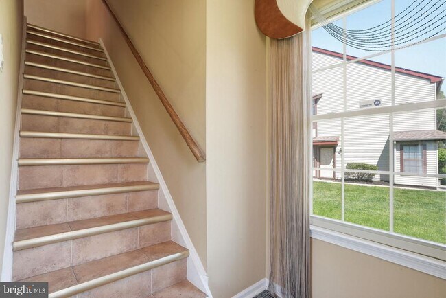 Foto del edificio - 4016 Barry Ct