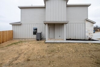 Building Photo - 1203 Garland Rd