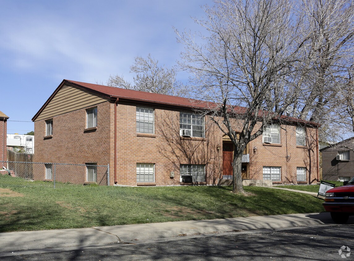 Foto de la propiedad - 2351 S Locust St
