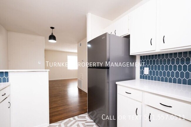 Foto del edificio - 615 Sherman St