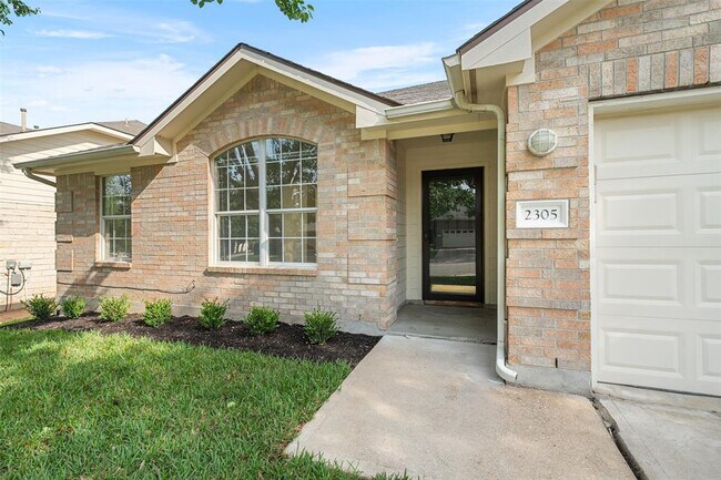 Building Photo - 2305 Boulder Run