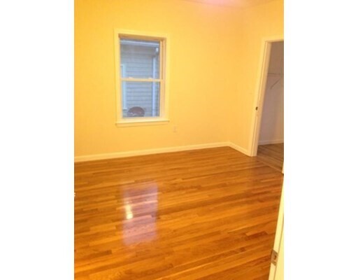 Foto del edificio - 71 Linwood St