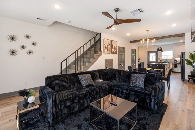 Foto principal - 7918 Ritz St