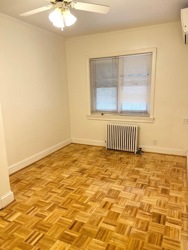 Foto del edificio - 2137 Gerritsen Ave