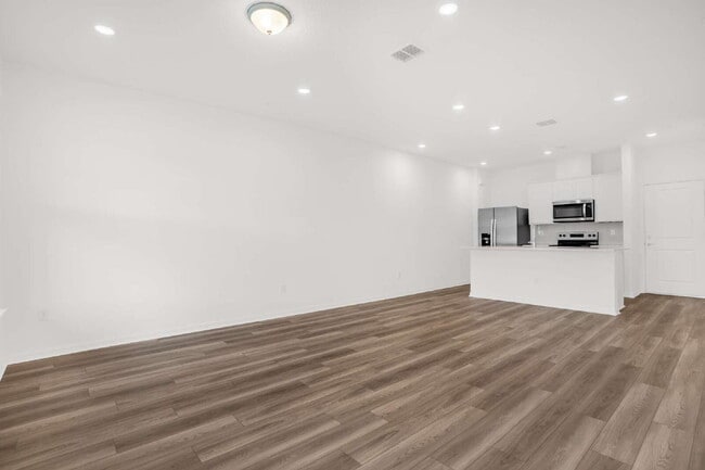 Building Photo - 11312 Blue Bay Dr