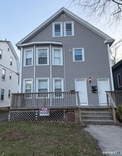 Building Photo - 118 Union Ave