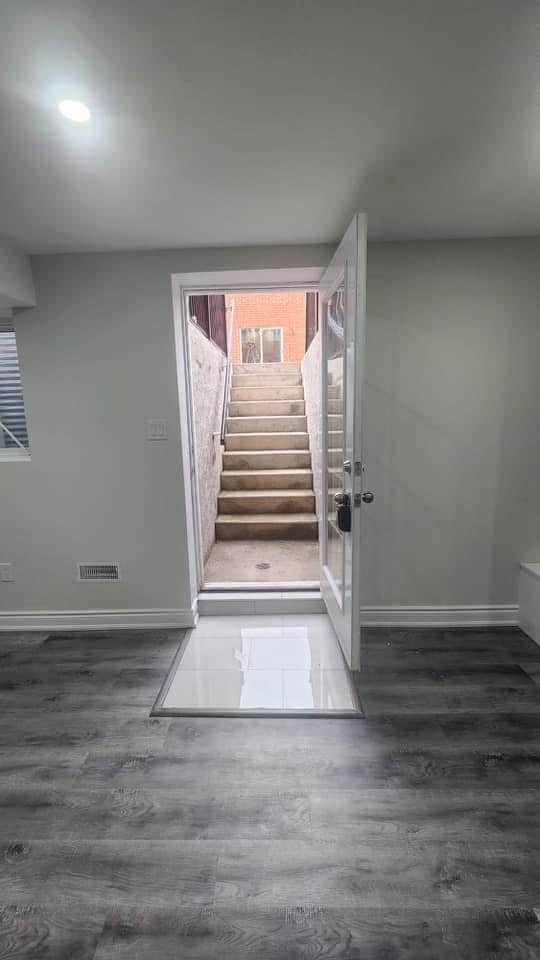 Building Photo - 1125 Durno Crt