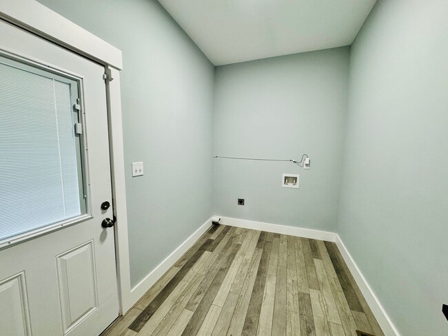 Foto del edificio - 1105 E 38th St