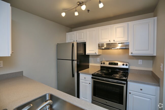 Interior Photo - Mallard Pointe at Riverbend