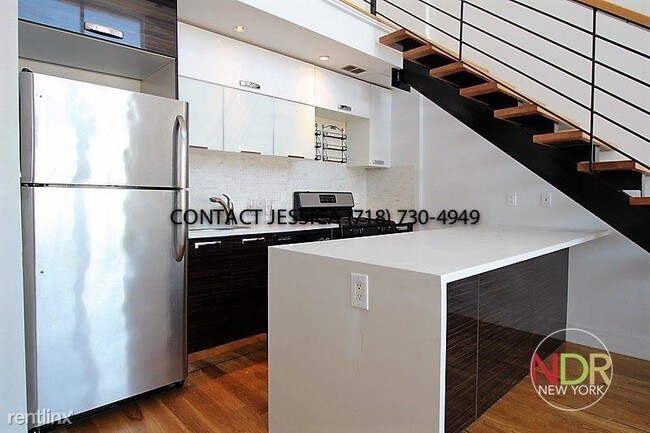 Foto del edificio - 152 Newell St