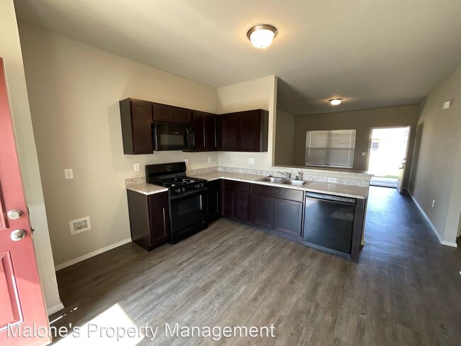 Foto del edificio - 3 br, 2 bath House - 4338 Driftwood Dr.