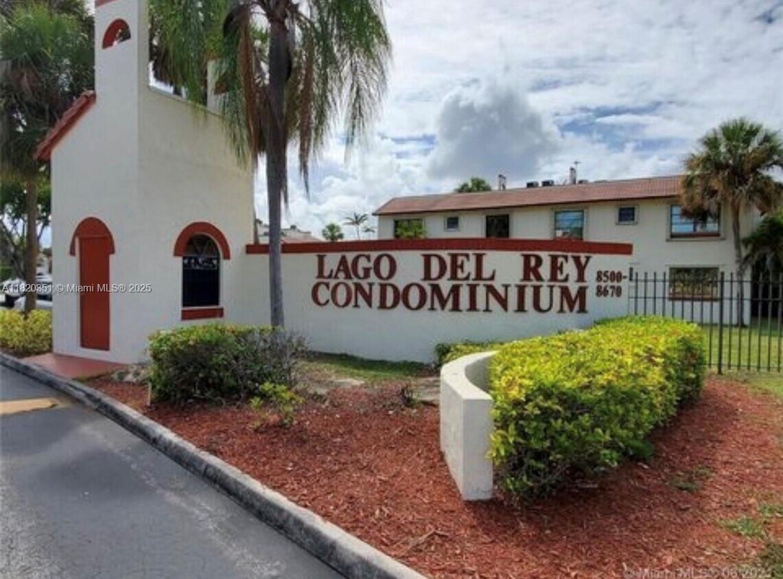 Foto principal - 8610 SW 149th Ave