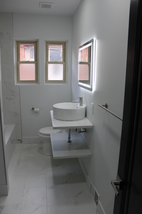 Building Photo - 2506 W Euclid St