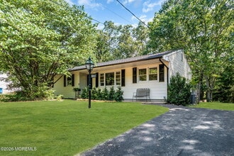 Building Photo - 138 N Cooks Bridge Rd