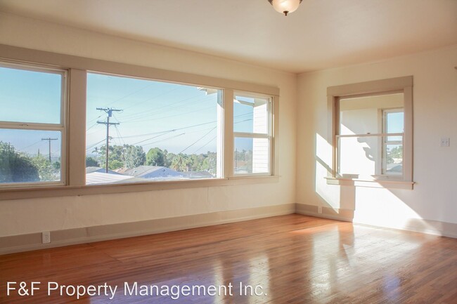 Foto del edificio - 3625-3639 Grape Street