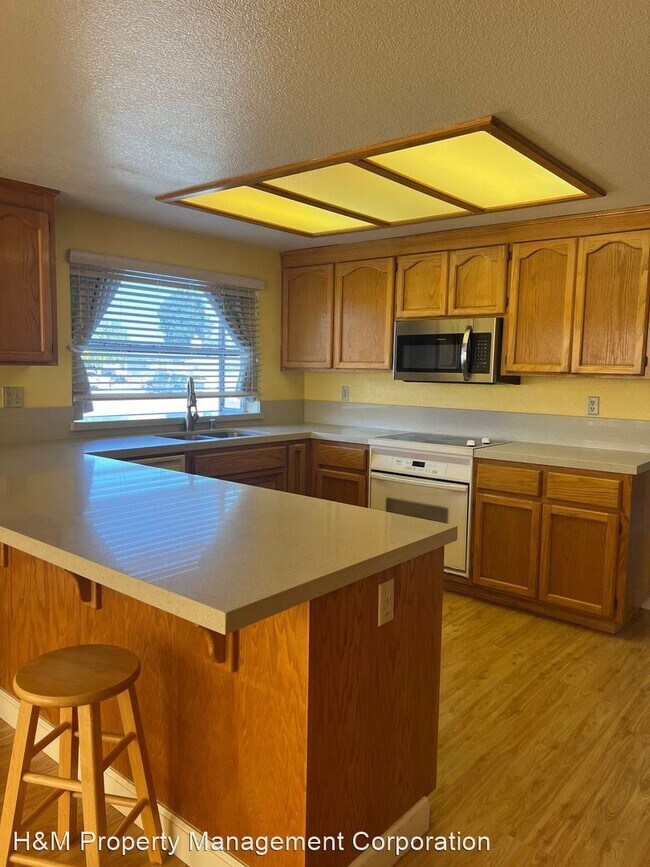 Foto del edificio - 3 br, 2 bath House - 1005 Peach Court