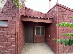 Building Photo - 11043 Splendor Ct