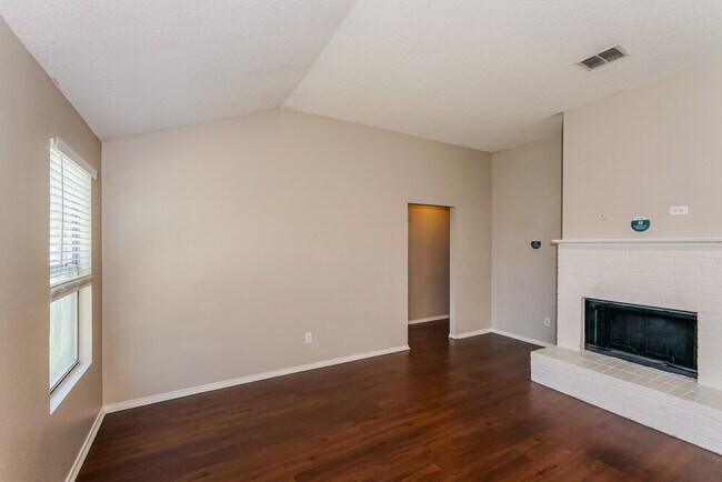 Foto del edificio - 317 Taylor St