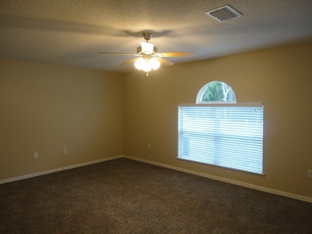 Foto del edificio - 2803 Heathgate Way