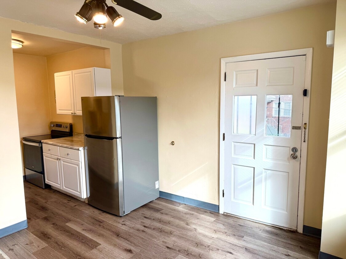 Photo - 207 Newport Rd (Pittsburgh, PA)