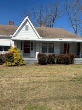 Building Photo - 2063 Chesnee Hwy