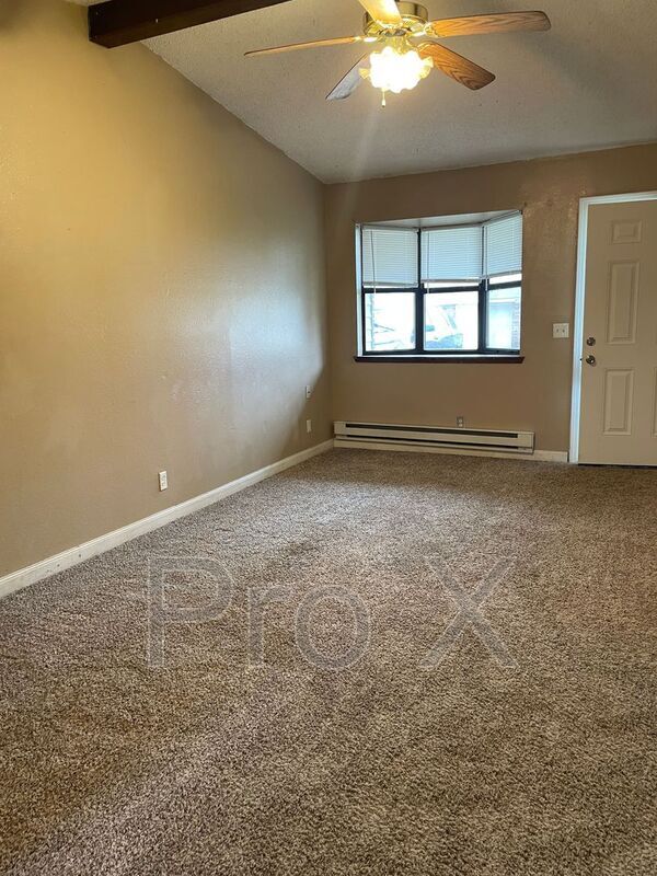 Building Photo - 8433 S Shadow Ln