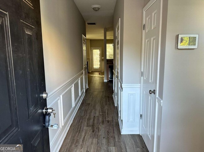Building Photo - 4295 Youngstown Cir