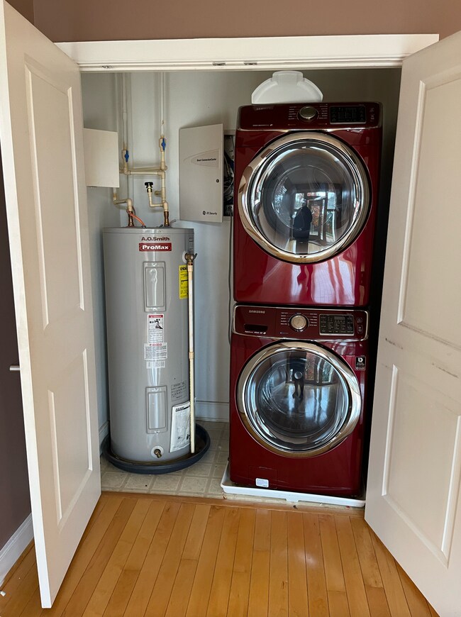 Private Washer & Dryer - 400 Renfro Dr