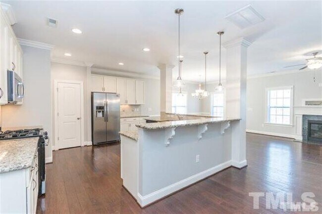 Building Photo - 2724 Masonboro Ferry Dr