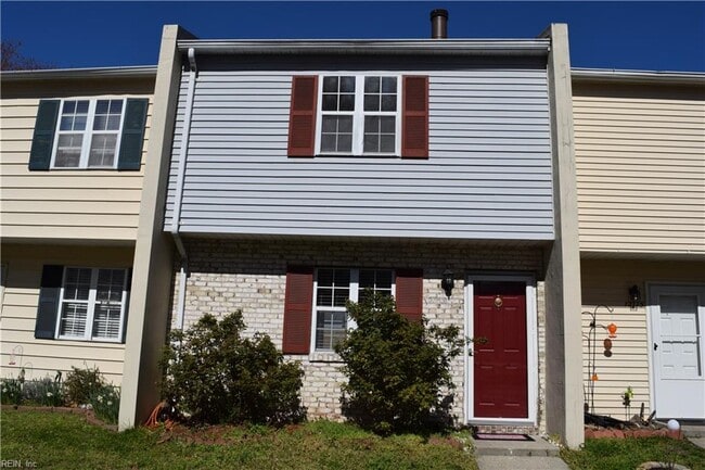 Building Photo - 12773 Woodside Ln