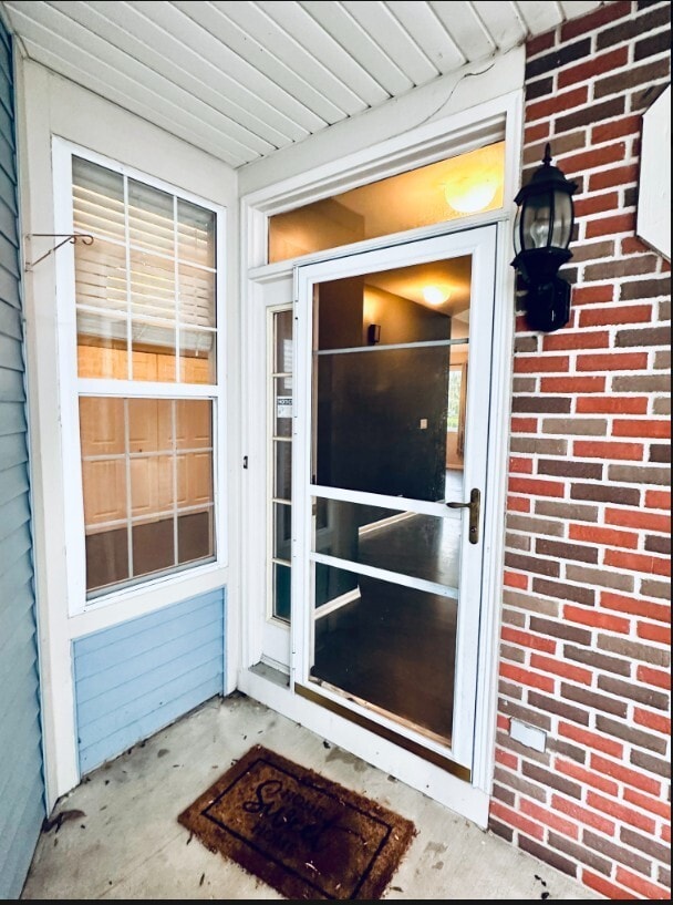 Building Photo - 3125 Anton Dr