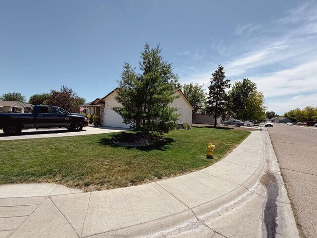 Foto del edificio - Great Neighborhood!