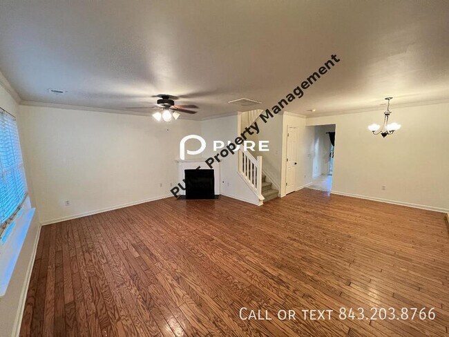Foto del edificio - 3 Bedrooms Townhome In Oak Bluff!!