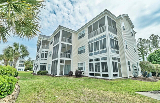 Building Photo - 901 W Port Dr